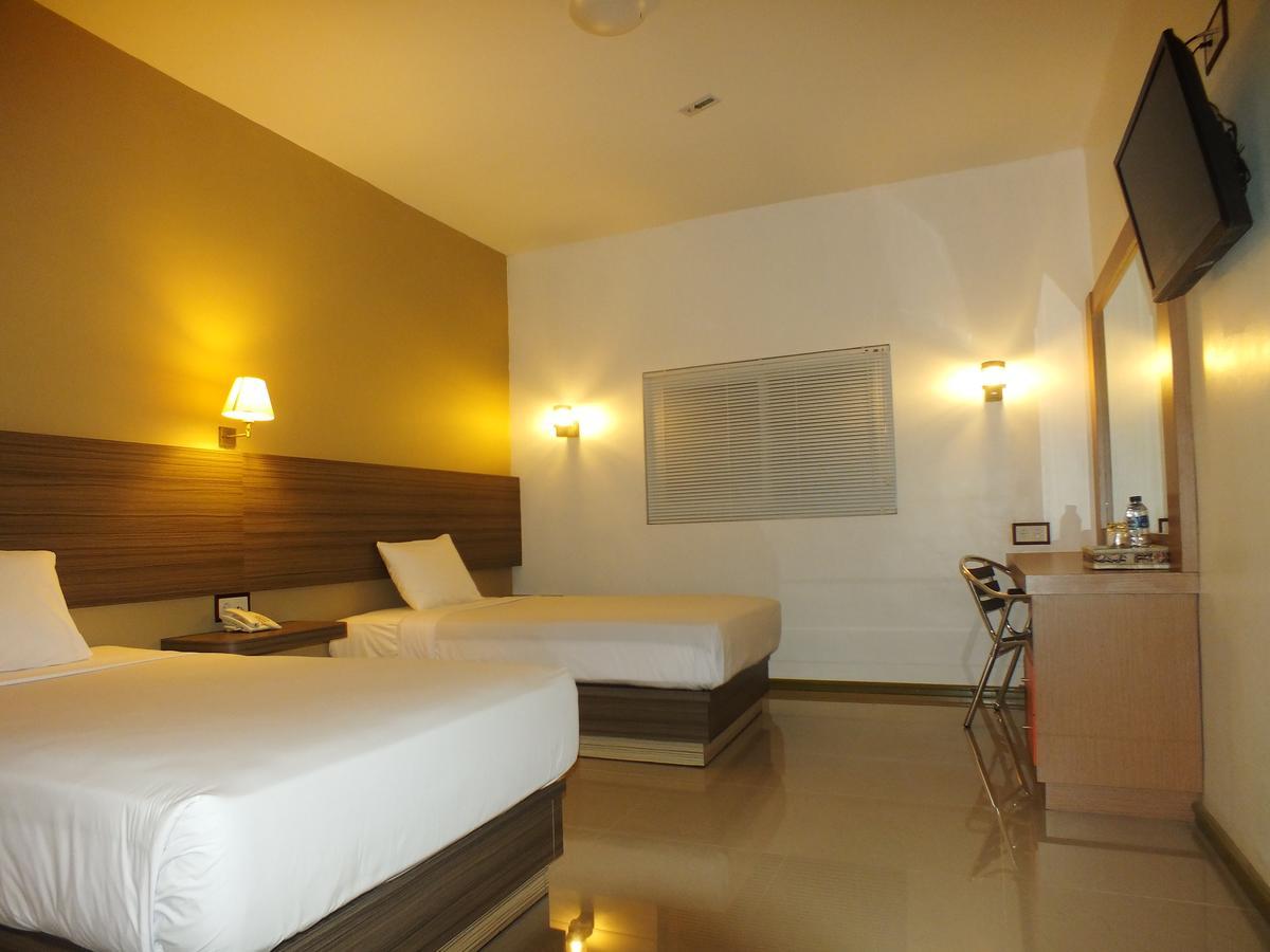 Zamrud Malioboro Hotel Yogyakarta Eksteriør billede